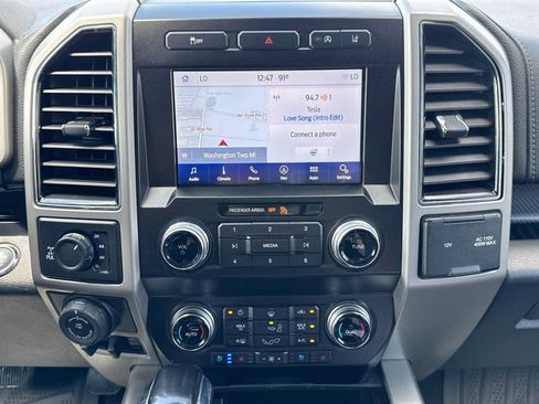 Used 2020 Ford F150 Lariat w/ Equipment Group 502A Luxury AWD/4WD image 26