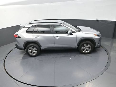 Used 2024 Toyota RAV4 XLE FWD image 29