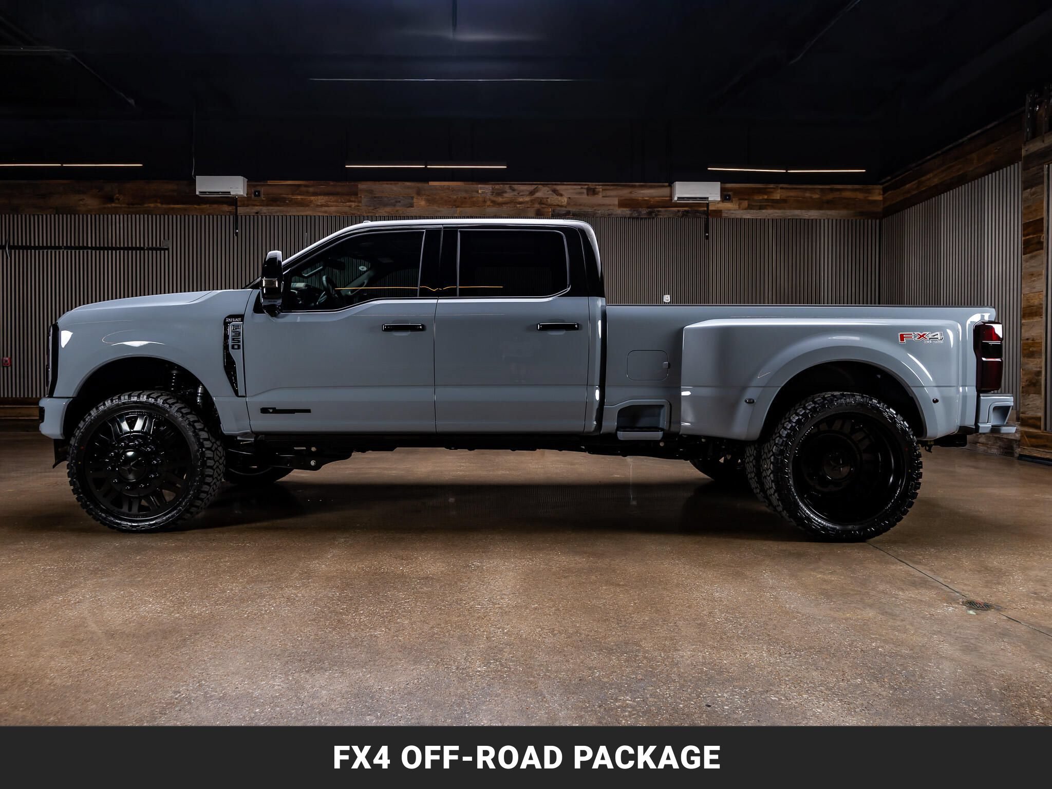 Used 2026 Ford F350 King Ranch w/ Chrome Package AWD/4WD image 6