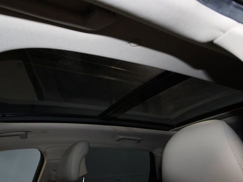 Used 2016 Lincoln MKX Reserve w/ Driver Assistance Package image 23