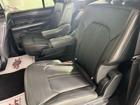 Used 2024 Ford Expedition Max Platinum image 40