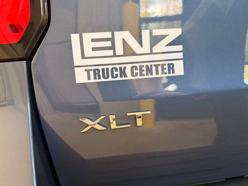 Used 2023 Ford Expedition XLT image 13