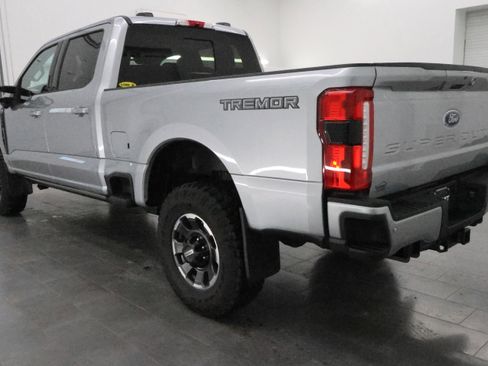 Used 2024 Ford F250 Lariat w/ Tremor Off-Road Package image 6