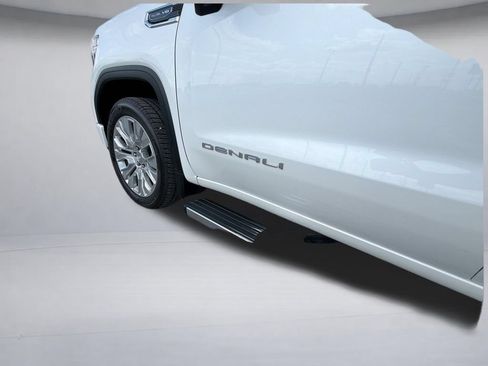 Used 2021 GMC Sierra 1500 Denali w/ Denali Premium Package AWD/4WD image 40