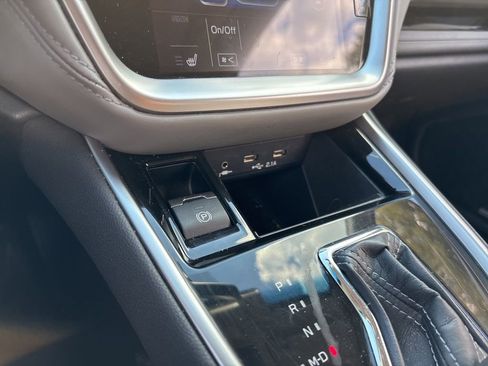 Used 2021 Subaru Outback Limited image 20