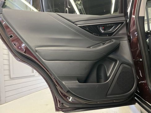 Used 2023 Subaru Outback Limited image 31