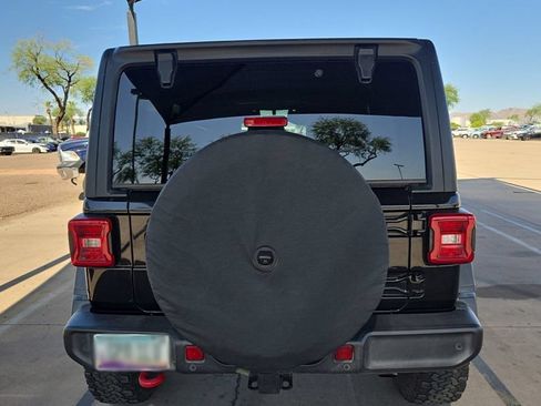Used 2021 Jeep Wrangler Unlimited Rubicon AWD/4WD image 4
