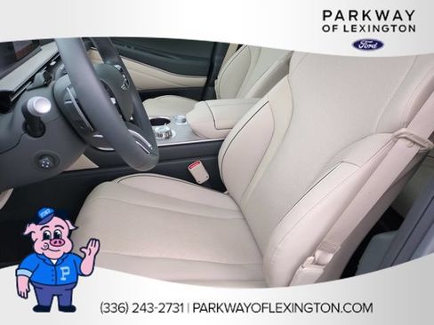 Used 2026 Genesis GV80 2.5T Advanced AWD/4WD image 15