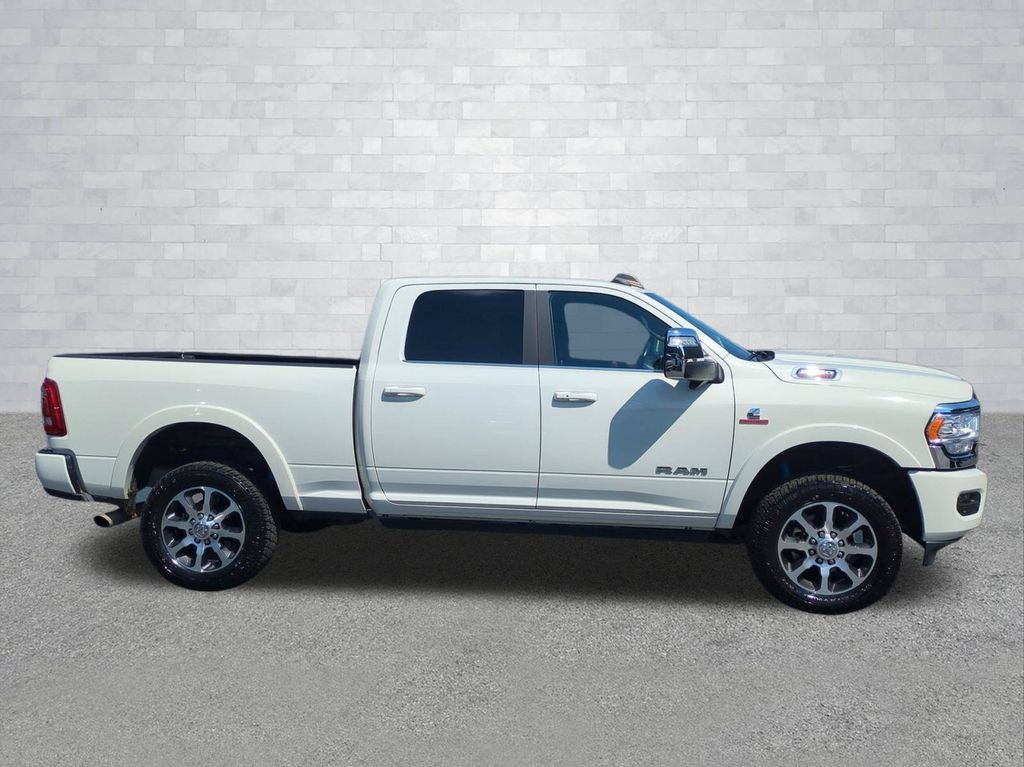 Used 2023 RAM 2500 Limited AWD/4WD image 3