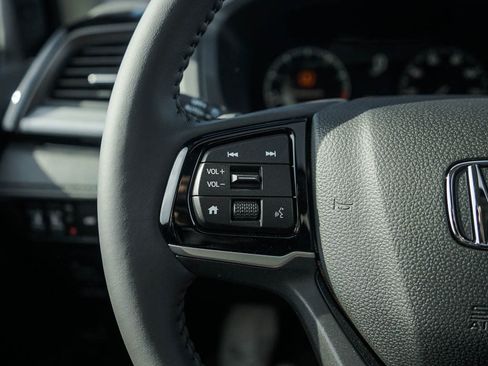 New 2026 Honda Odyssey Touring image 22