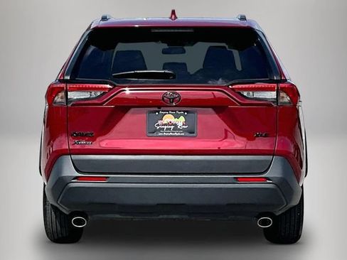 Used 2025 Toyota RAV4 XLE w/ Convenience Package FWD image 6