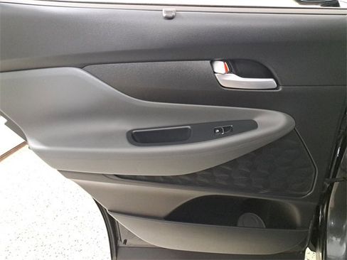 Used 2022 Hyundai Santa Fe SEL w/ Convenience Package image 14