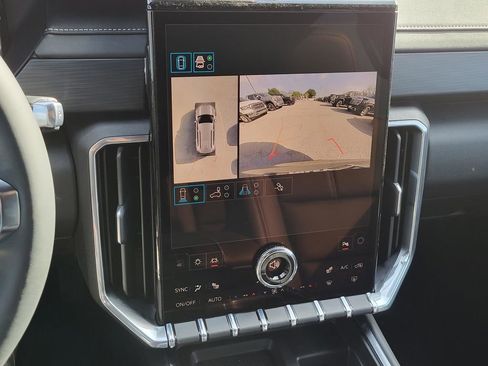 New 2026 GMC Acadia Elevation w/ Elevation Premium Package image 10