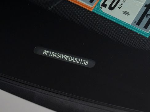 Certified 2024 Porsche Cayenne Coupe AWD/4WD image 49