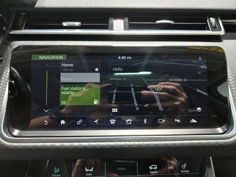 Used 2019 Land Rover Range Rover Velar S AWD/4WD image 25