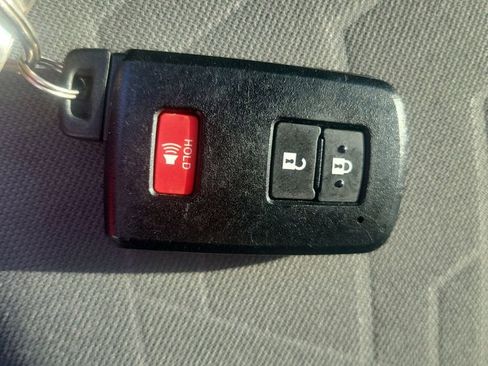 Certified 2020 Toyota Tacoma TRD Off-Road image 37