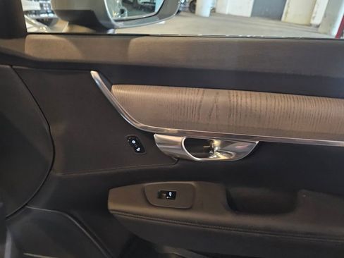 Certified 2025 Volvo V90 B6 Cross Country Plus image 12