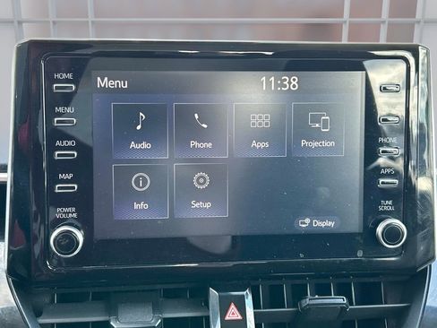 Used 2020 Toyota Corolla LE image 27