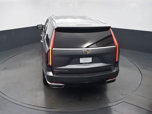 Used 2021 Cadillac Escalade Premium Luxury w/ LPO, Illumination Package image 47