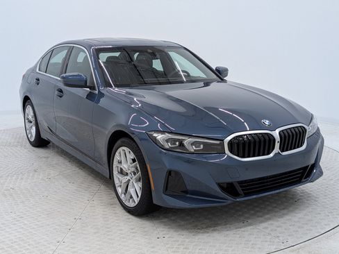 New 2025 BMW 330i Sedan w/ Convenience Package image 2