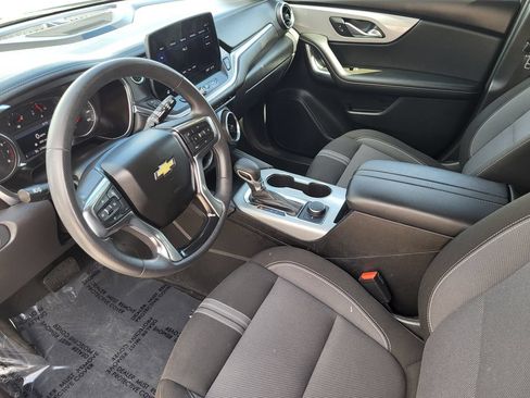 Used 2025 Chevrolet Blazer LT FWD image 10