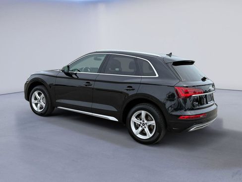 Used 2023 Audi Q5 2.0T Premium w/ Convenience Package AWD/4WD image 5