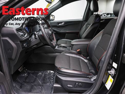 Used 2024 Ford Escape ST-Line AWD/4WD image 13