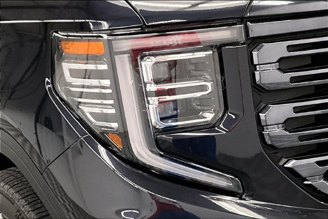 Used 2024 GMC Sierra 1500 Denali Ultimate AWD/4WD image 37