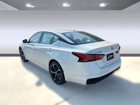 New 2025 Nissan Altima 2.5 SR w/ SR Premium Package image 3