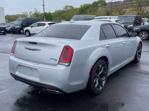 Used 2021 Chrysler 300 S RWD image 3