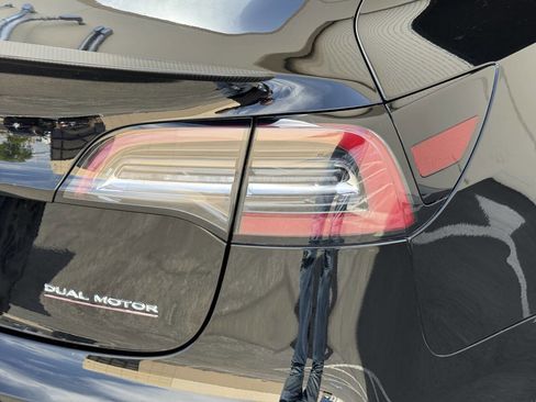 Used 2018 Tesla Model 3 Performance AWD/4WD image 19