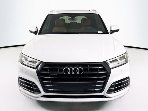 Used 2020 Audi Q5 e Premium Plus w/ Premium Plus Package AWD/4WD image 2