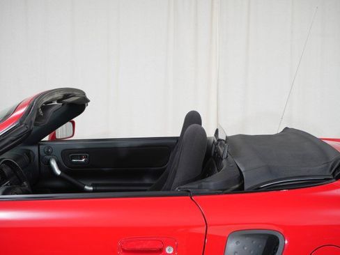 Used 2001 Toyota MR2 image 43