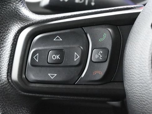Used 2022 Jeep Wrangler Unlimited Sport AWD/4WD image 6