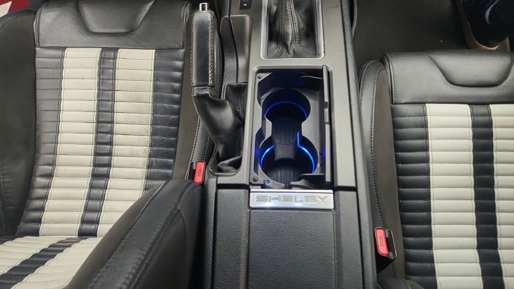 Used 2013 Ford Mustang Shelby GT500 RWD image 24