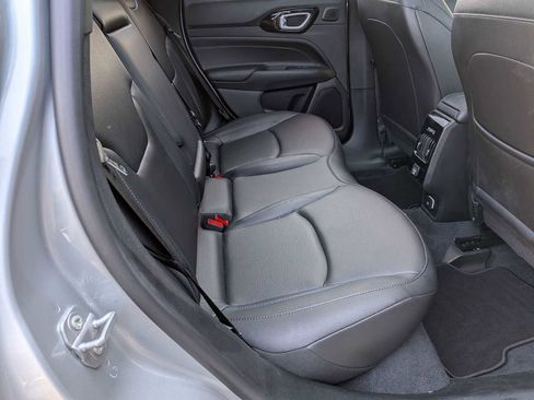 Used 2025 Jeep Compass Limited w/ Sun & Sound Group AWD/4WD image 20