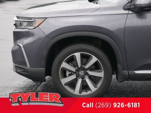 Used 2024 Honda Pilot Touring image 39