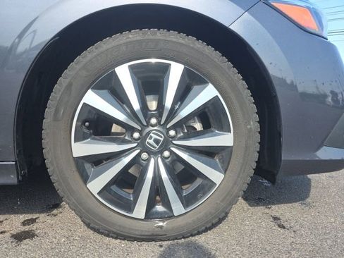 Used 2022 Honda Civic EX image 14