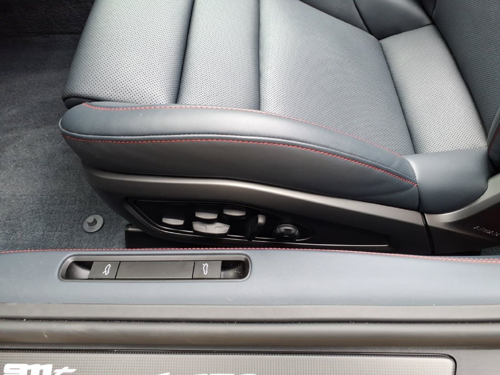 Certified 2026 Porsche 911 Targa 4 GTS AWD/4WD image 17