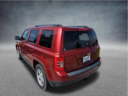Used 2015 Jeep Patriot Sport w/ Power Value Group FWD image 6