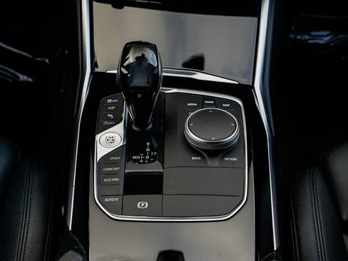 Used 2019 BMW 330i xDrive 330i xDrive w/ Convenience Package image 14