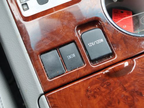 Used 2013 Toyota Highlander Limited image 29