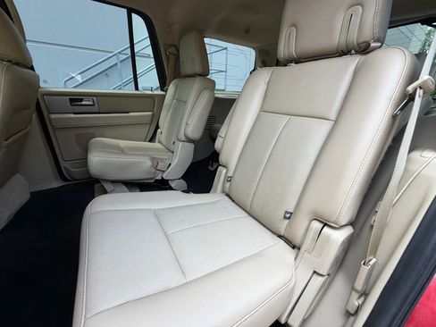 Used 2015 Ford Expedition Limited w/ Equipment Group 301A RWD image 31