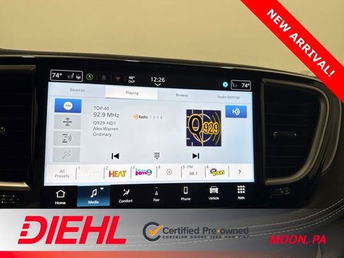 Used 2026 Chrysler Pacifica Limited w/ S Appearance Package AWD/4WD image 35