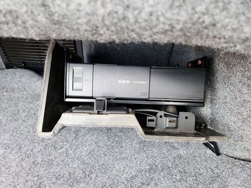 Used 1998 BMW 328i Convertible image 27