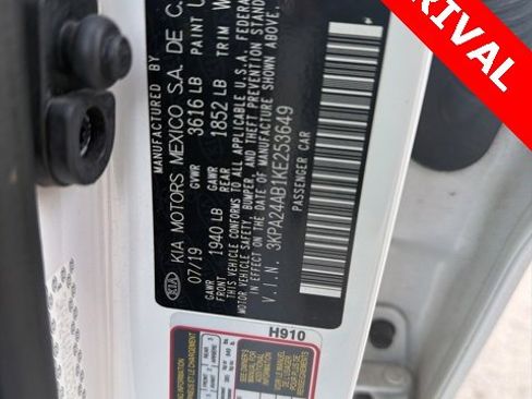 Used 2019 Kia Rio LX image 15