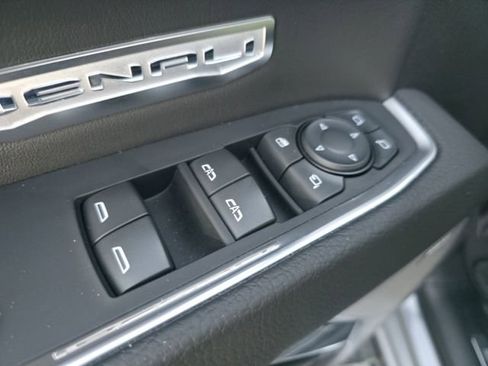 Used 2023 GMC Sierra 1500 Denali image 16