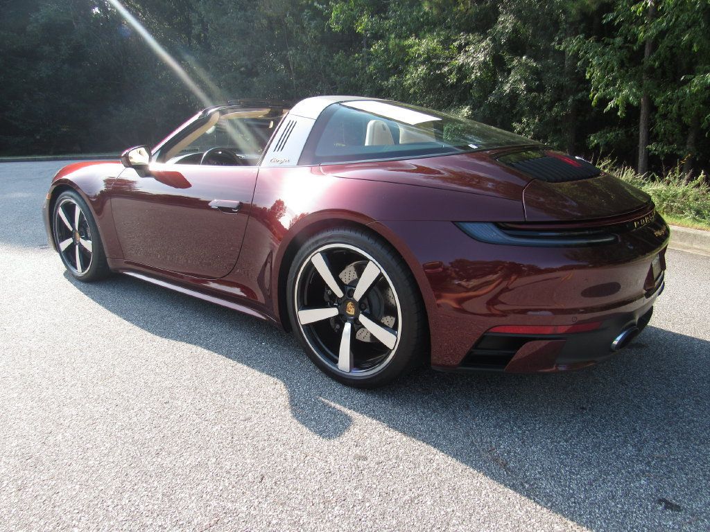 Certified 2021 Porsche 911 AWD/4WD image 3