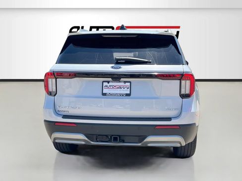 Used 2025 Ford Explorer Platinum w/ LUX Leather Package AWD/4WD image 6