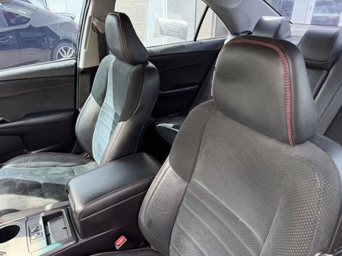 Used 2017 Toyota Camry XSE FWD image 13